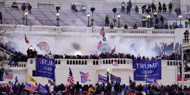Partidarios pro-Trump irrumpen en el Capitolio, el 6 de enero de 2021, en Washington.
