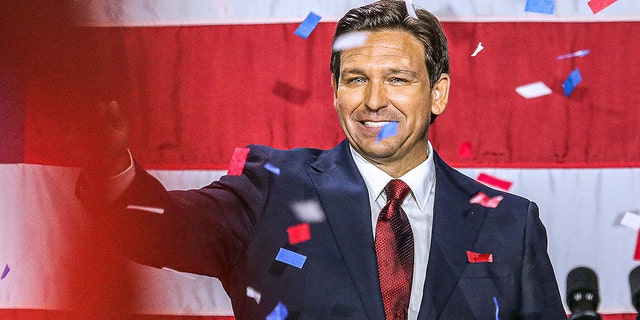 El gobernador de Florida, Ron DeSantis, no ha anunciado si se postulará para presidente en 2024, a pesar de ser uno de los principales contendientes republicanos en varias encuestas recientes.