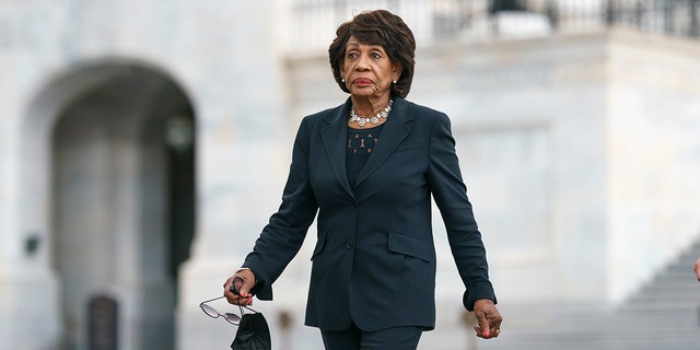 El Comité de Servicios Financieros de la Cámara de Representantes, presidido por la representante Maxine Waters, demócrata por California, celebró una audiencia el miércoles para examinar cómo los bancos estadounidenses pueden expiar su papel en la esclavitud.