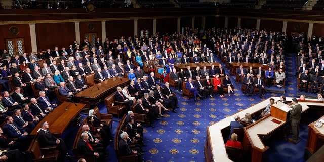 El presidente de Ucrania, Volodymyr Zelensky, se dirige a una reunión conjunta del Congreso en la Cámara de Representantes del Capitolio de Estados Unidos el 21 de diciembre de 2022 en Washington, DC. 